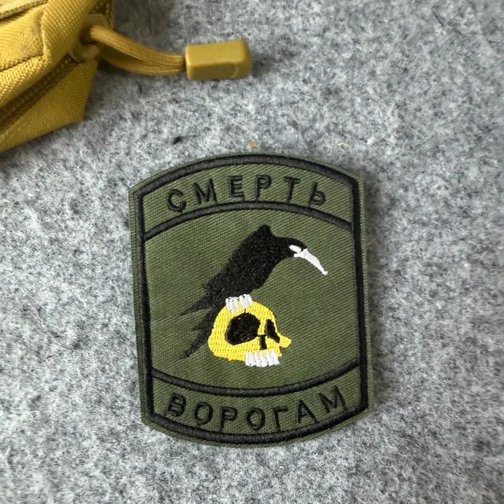 Parche táctico bordado calavera cuervo ruso para chaleco y mochila - imagen 2