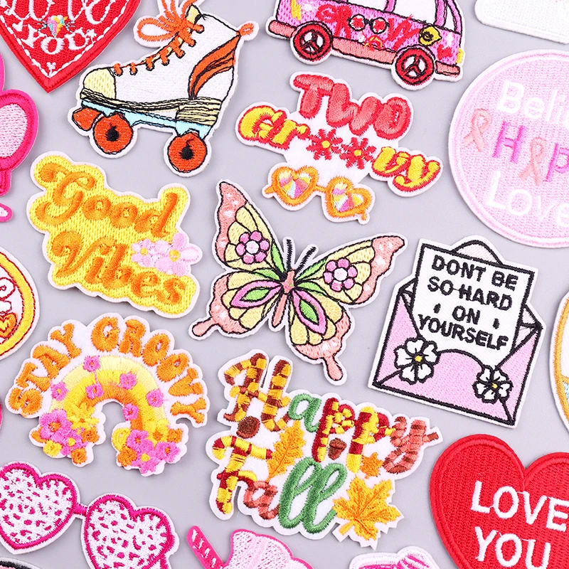 Parches bordados letras florales para planchar ropa – Corazón animado - imagen 4