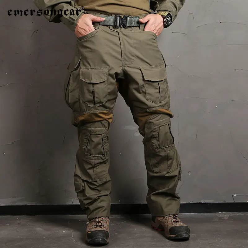 Pantalones en uso táctico