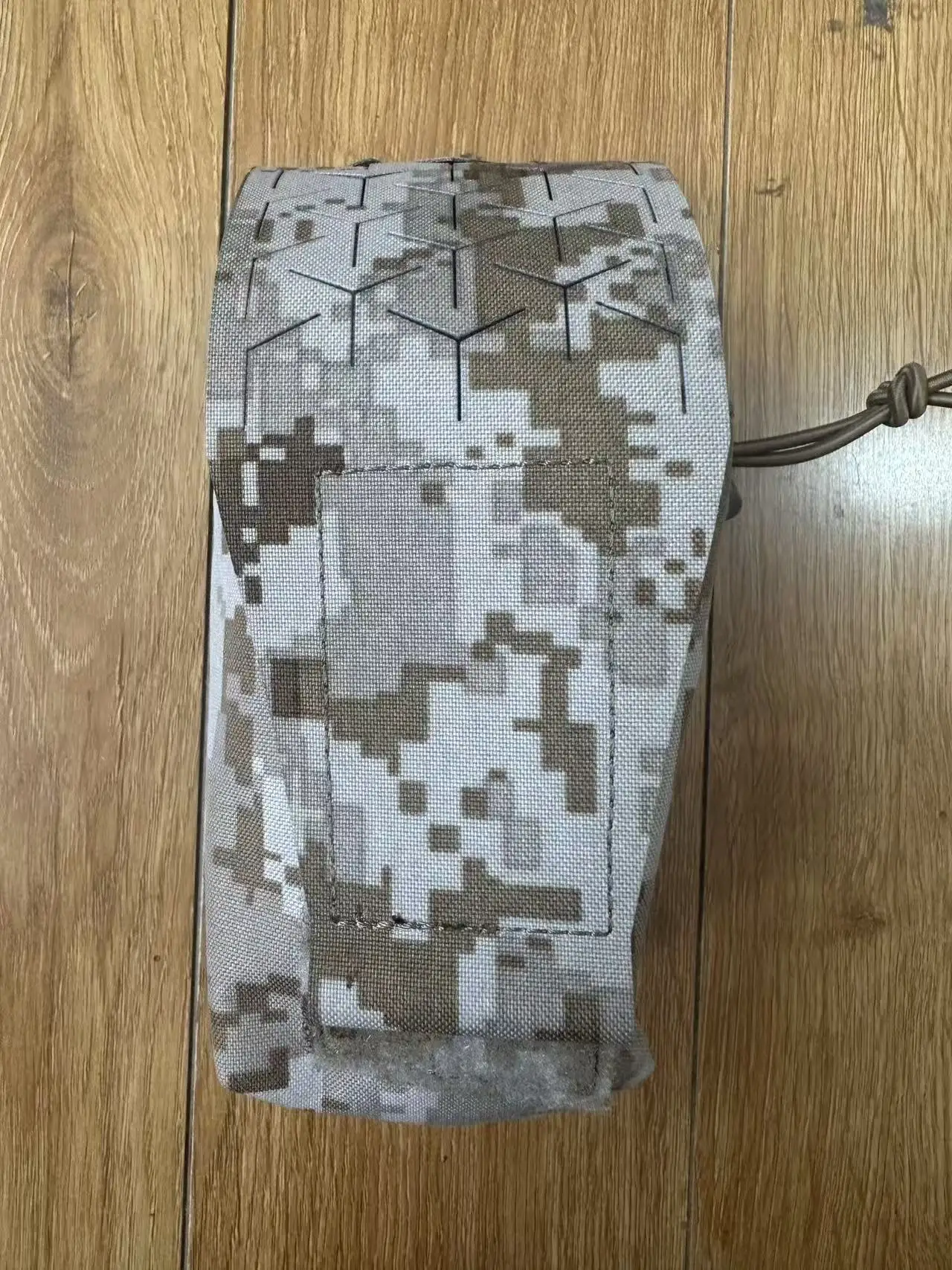 Bolsa de pecho MOLLE táctica para walkie-talkie y cargadores - imagen 2