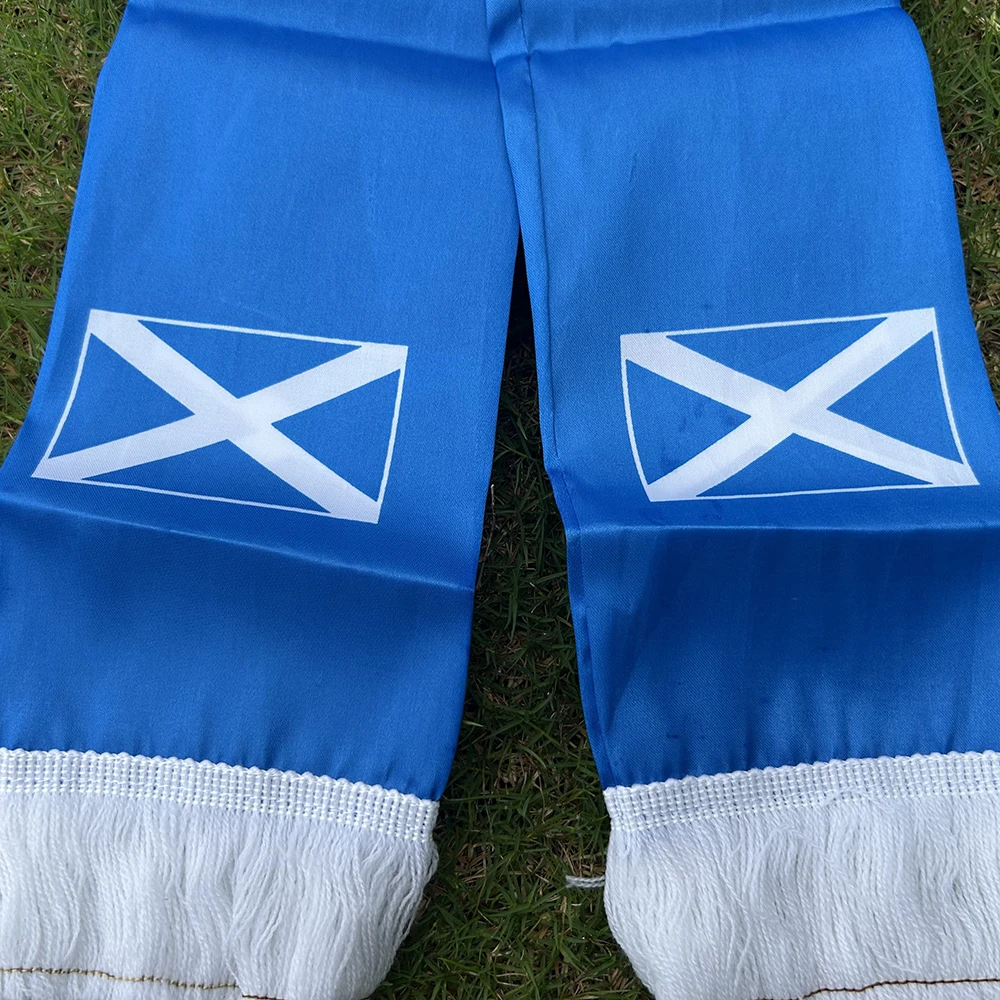 Bufanda de Escocia de satén doble cara con borlas - imagen 4