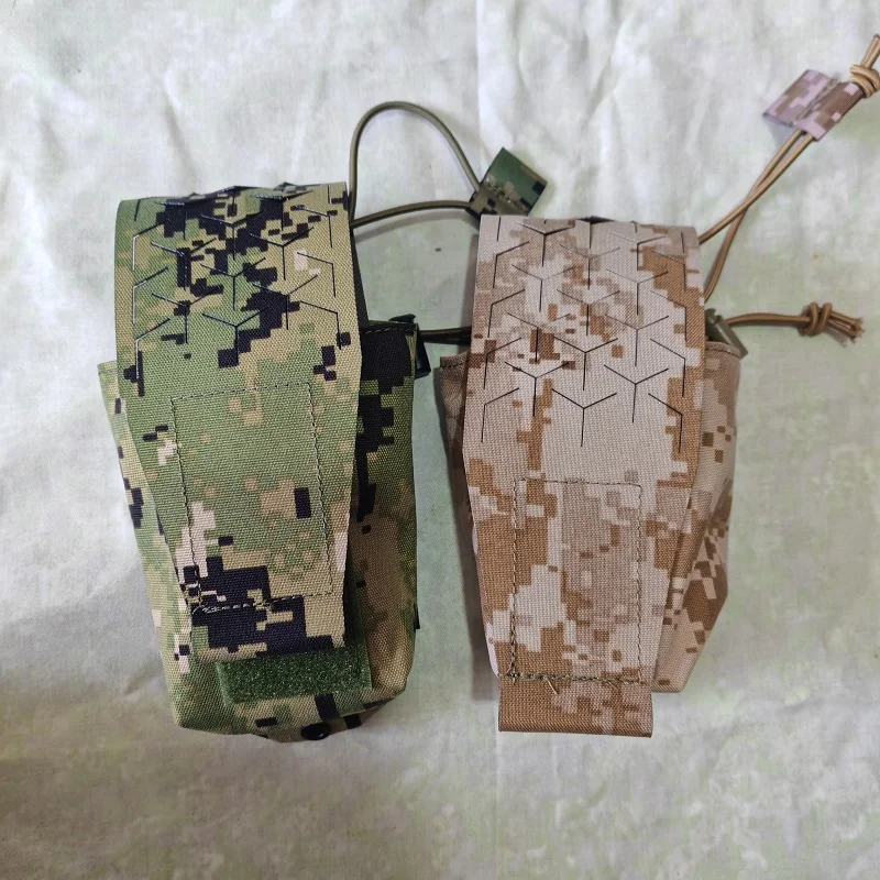 Bolsa táctica para radio y porta cargadores desmontable de nailon - imagen 2