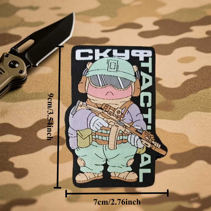 Parche táctico militar gancho y bucle con soldado estampado - imagen 4
