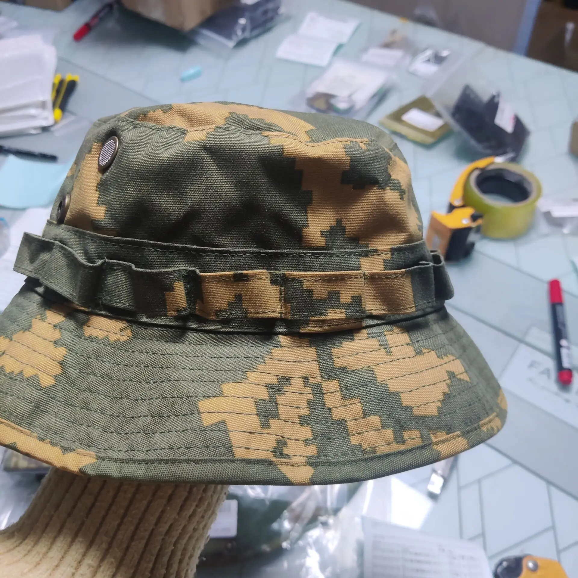 Sombrero táctico camuflaje floral Bennie amarillo para acampada - imagen 3