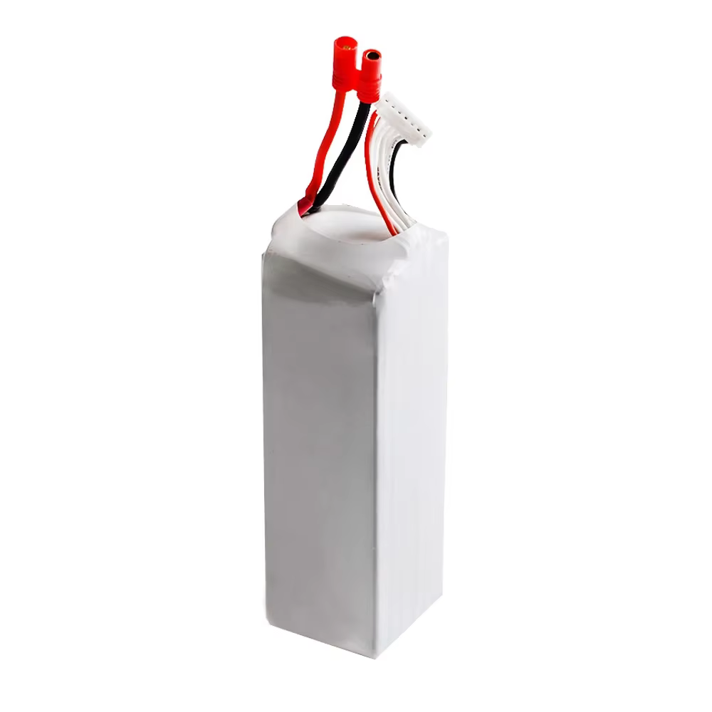 Detalle final de batería LiPo para montaje RC