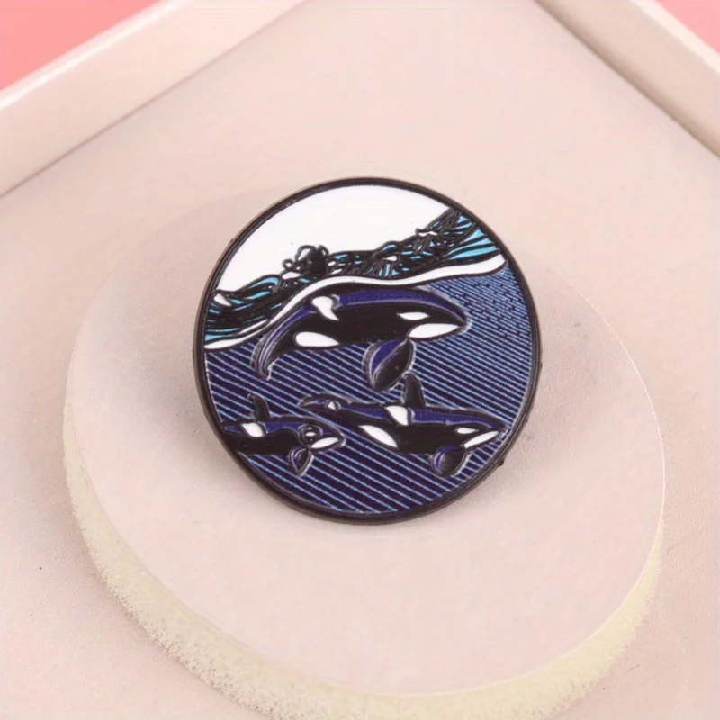 The Whale Lover broche esmaltado Orca Sea Wave para fans de ballenas - imagen 3