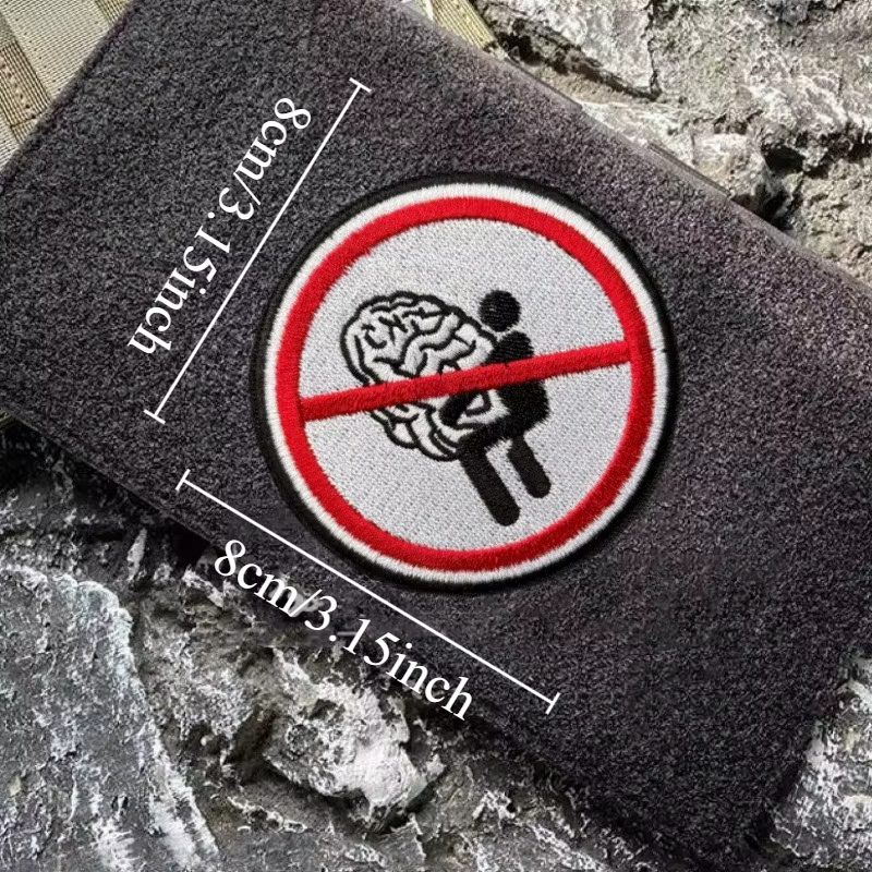 Parche bordado “Actividad Cerebral Prohibida”