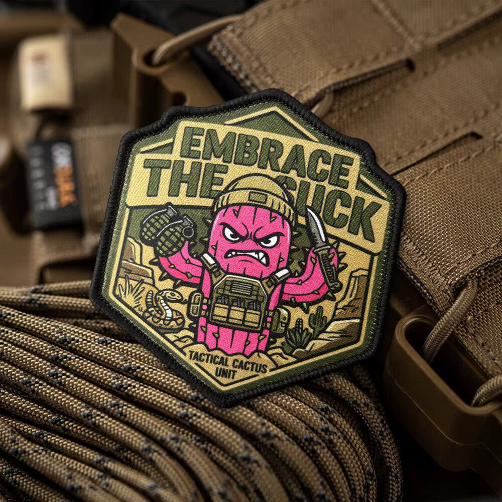 Parche táctico con estampado de cactus, Embrace the Suck