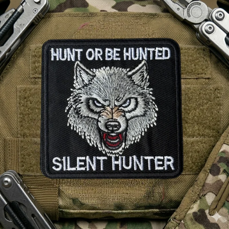 Parche táctico bordado Silent Hunter Wolf con velcro para chaleco