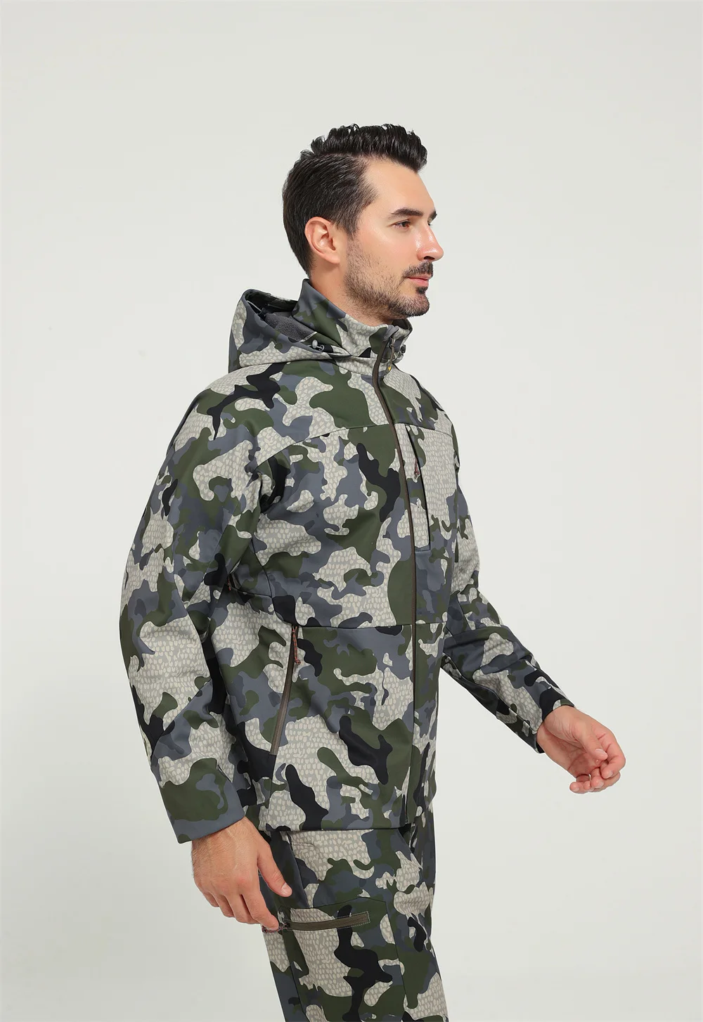 Vista del camuflaje y acabado exterior