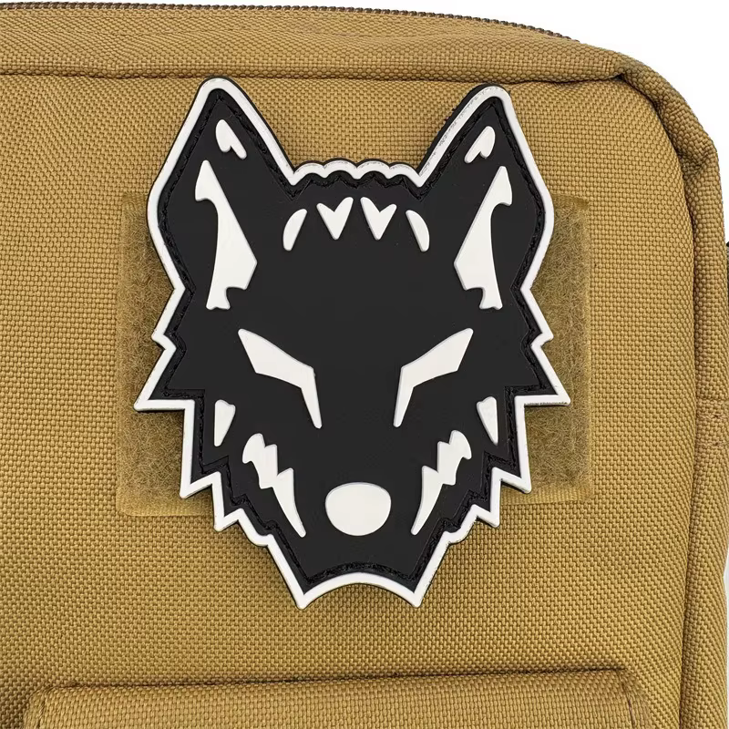 Parche táctico velcro cabeza de lobo 3D PVC moral - imagen 5