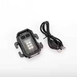 Linterna táctica EDC recargable USB con clip y sistema MOLLE