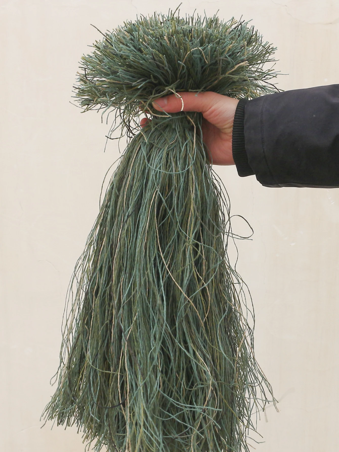 Hilo sintético para traje Ghillie – Camuflaje caza y reparación - imagen 2