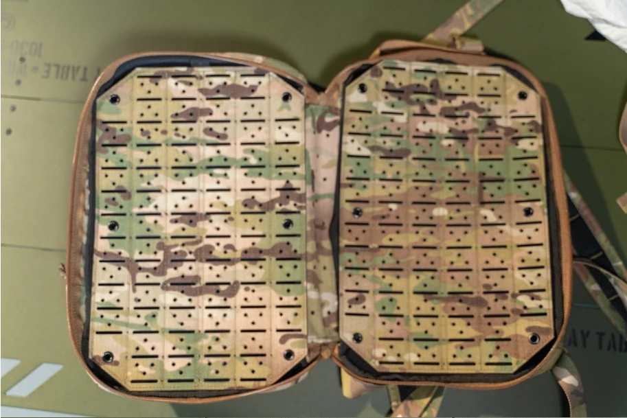 Panel organizador interno para mochila médica táctica camuflaje - imagen 3
