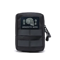 Parche moral Memento Mori – Calavera bordada con velcro táctico