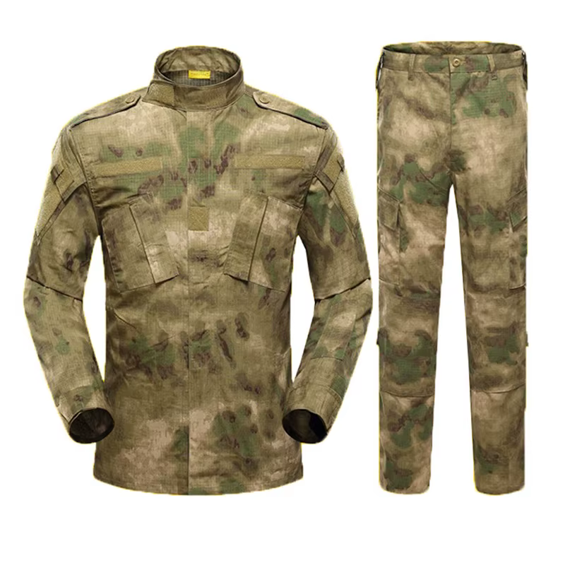 Camisa y pantalón camuflaje ATACS FG – Conjunto táctico