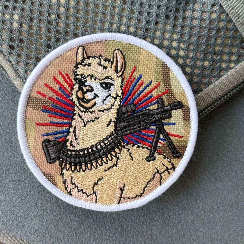 Parche táctico bordado llama con velcro para mochilas y ropa - imagen 5