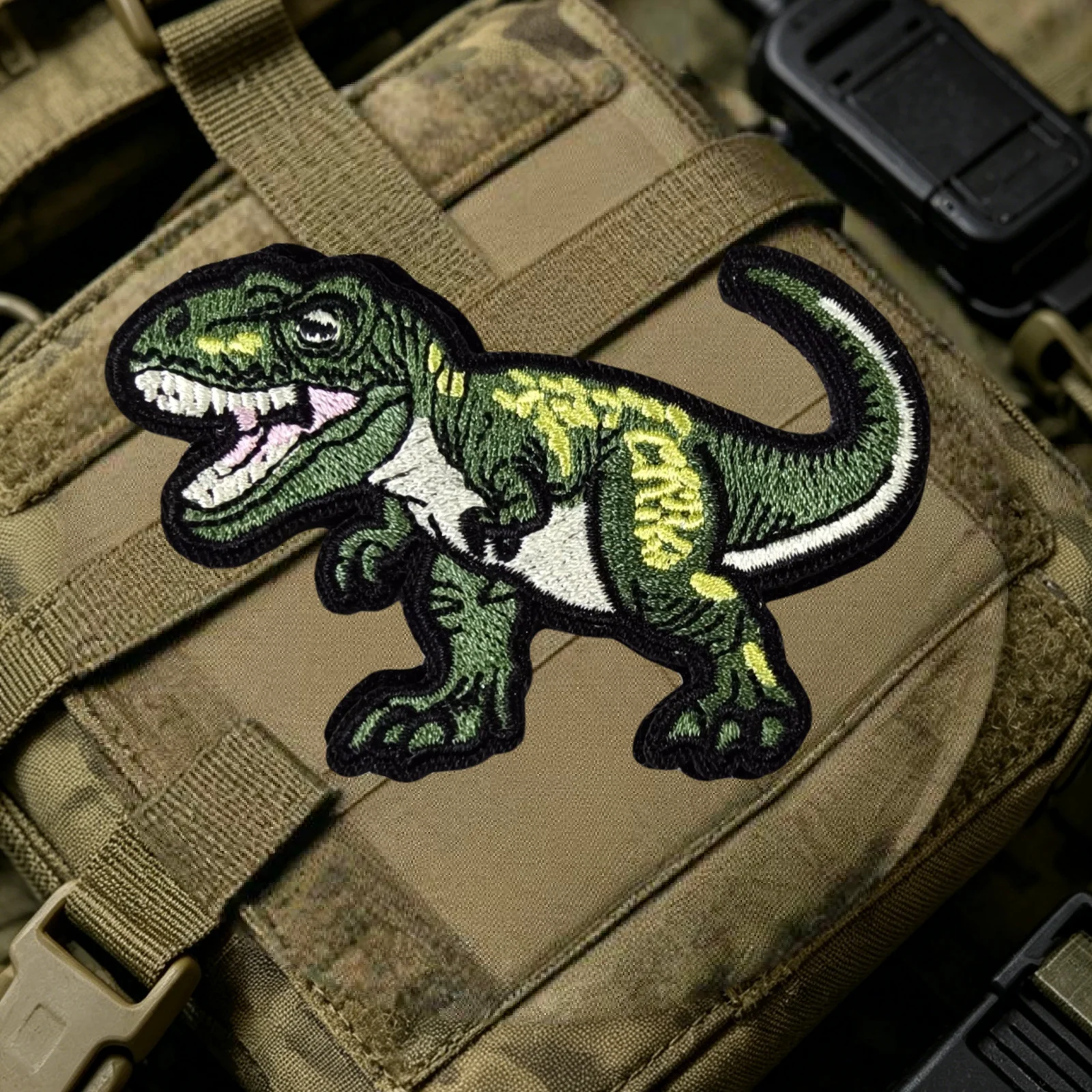 Parche bordado de dinosaurio táctico con velcro para mochilas - imagen 5