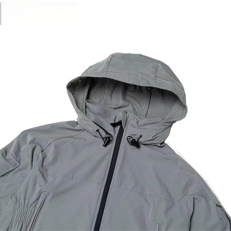 Chaqueta cortavientos táctica con capucha nailon concha suave - imagen 4