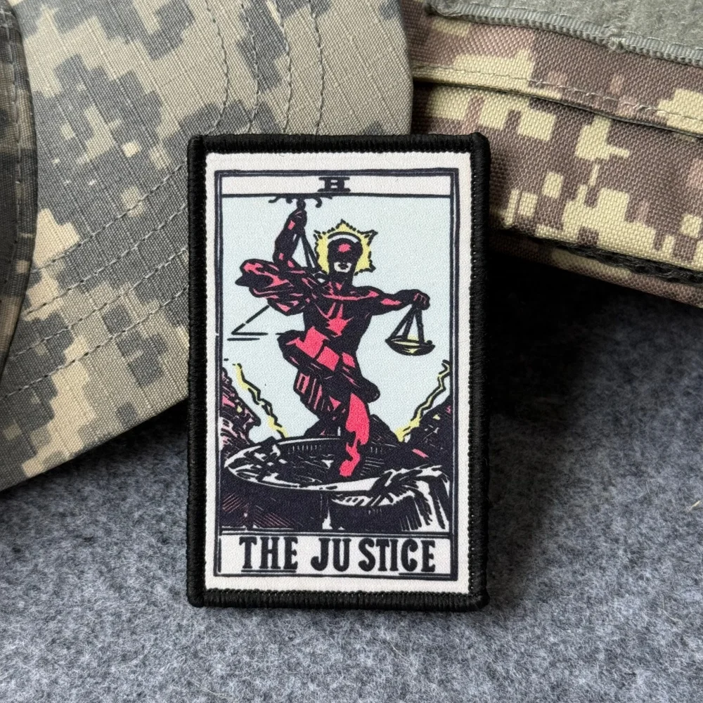 Parche de Tarot La Justicia con velcro para mochila militar