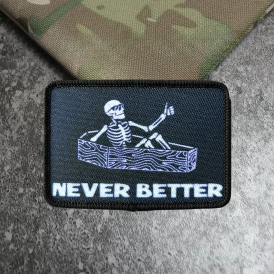 Parche táctico Never Better con calavera - gancho y bucle para mochila - imagen 4