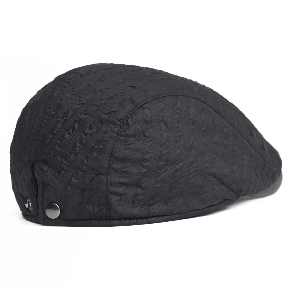 Vista del gorro con estética informal vintage