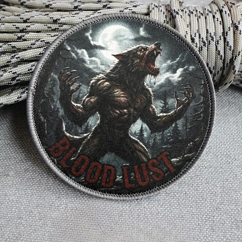 Blood Lust parche táctico hombre lobo luna llena gancho y bucle