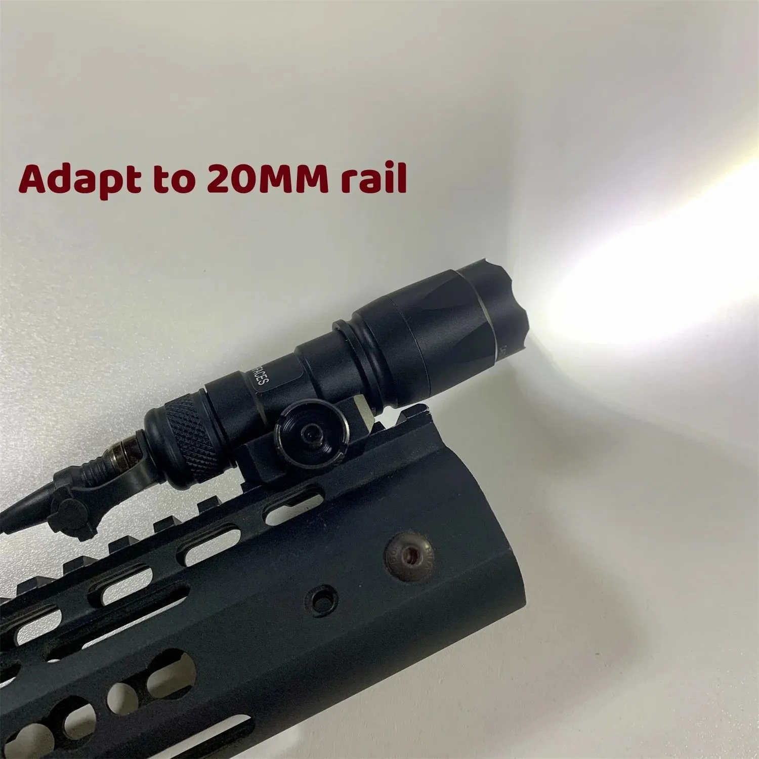 Linterna táctica Suref M600 para rifle caza, LED doble función - imagen 3