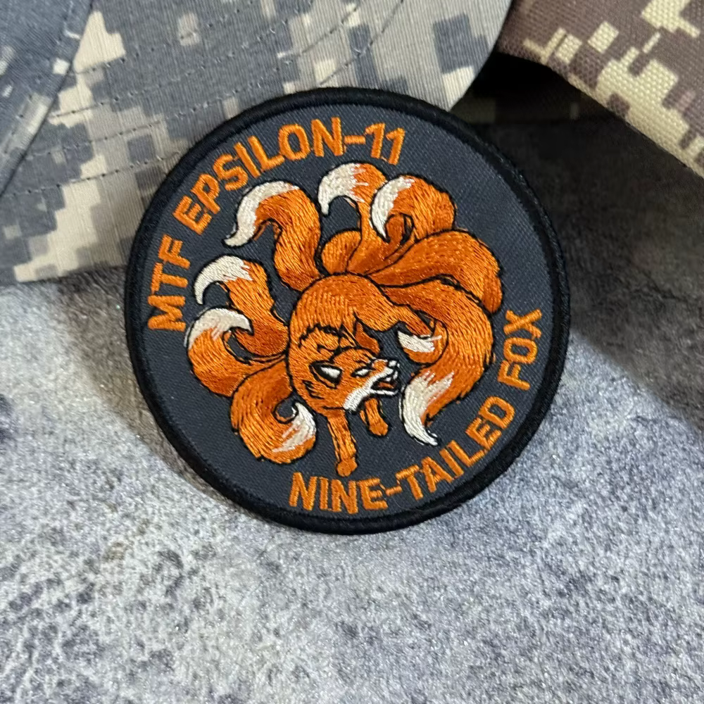 Parche táctico bordado zorro mítico velcro adhesivo para uniforme - imagen 4