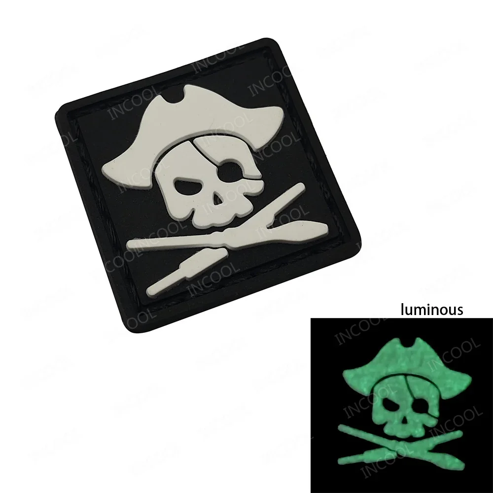 Parche táctico PVC mini Airsoft – Calavera, hoja de arce y oso