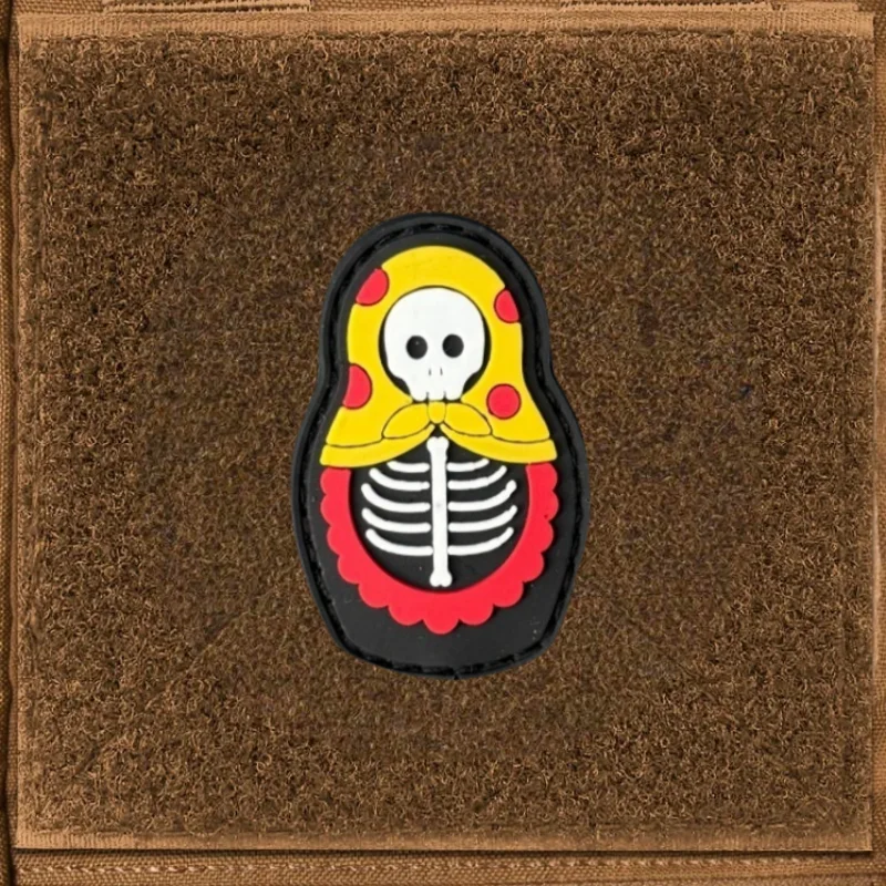 Parche táctico PVC calavera diseño muñecas con velcro - imagen 4