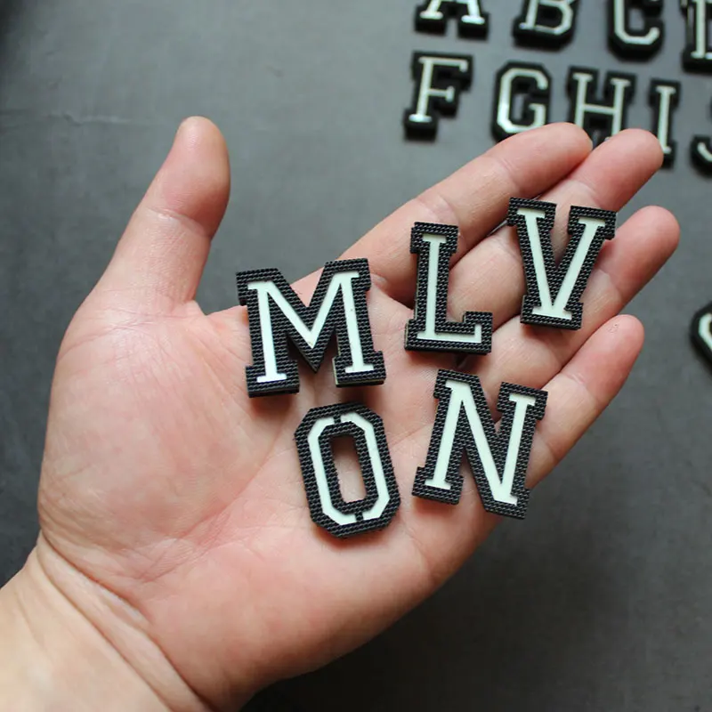 Parche luminoso personalizado con nombre - letras A-Z en nylon - imagen 2