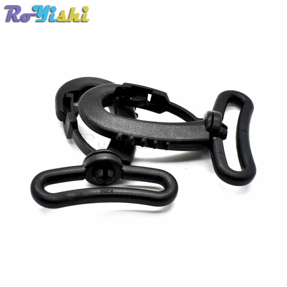 Gancho giratorio plástico para correas y mochilas tácticas - imagen 5