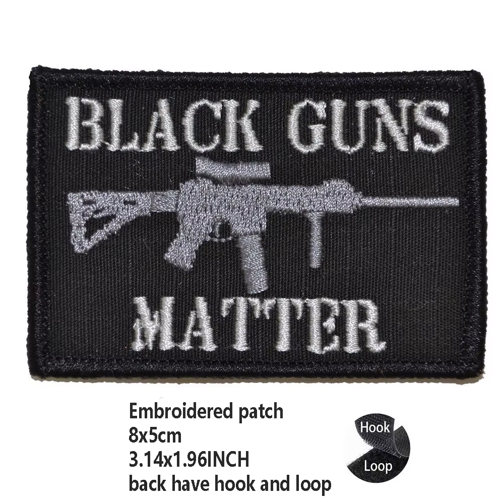 Parche bordado letras MOM para mochila chaqueta y ropa táctica - imagen 4