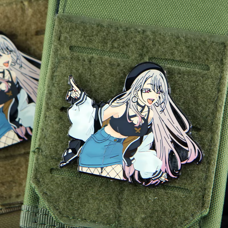 Kitagawa Marin parches metal cosplay anime con gancho para ropa y mochila - imagen 2