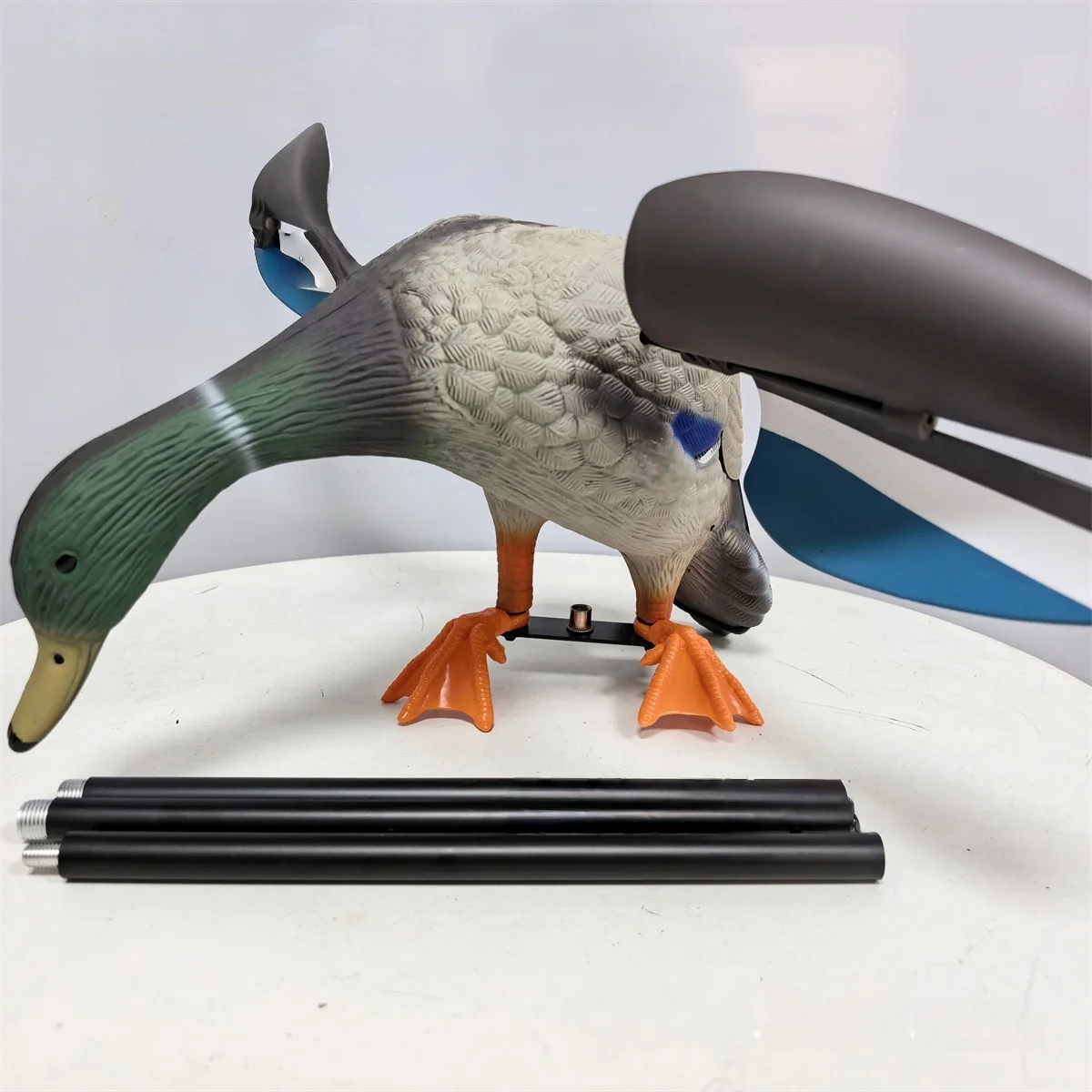 Señuelo de pato realista para caza accionado por viento - imagen 2
