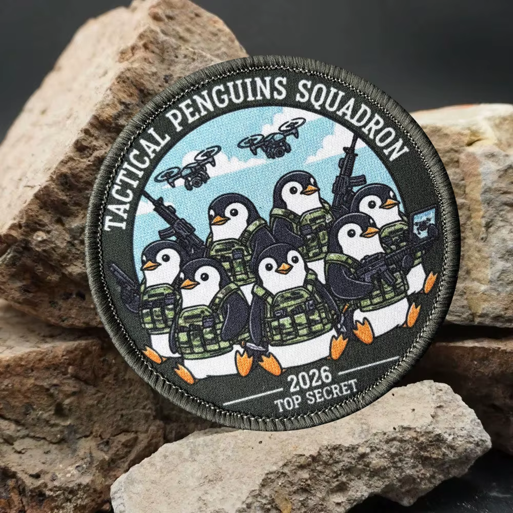 Parche táctico velcro con drones y pingüinos, insignia militar - imagen 3