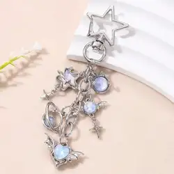 Llavero táctico con diseño tridimensional de amor y borla a medida