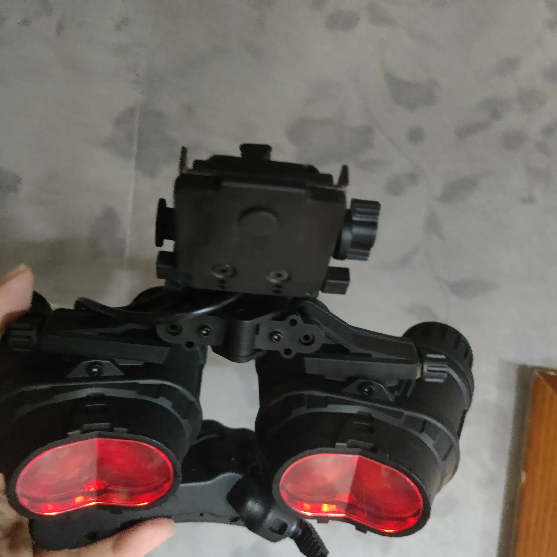 Aspecto táctico de las gafas simuladas