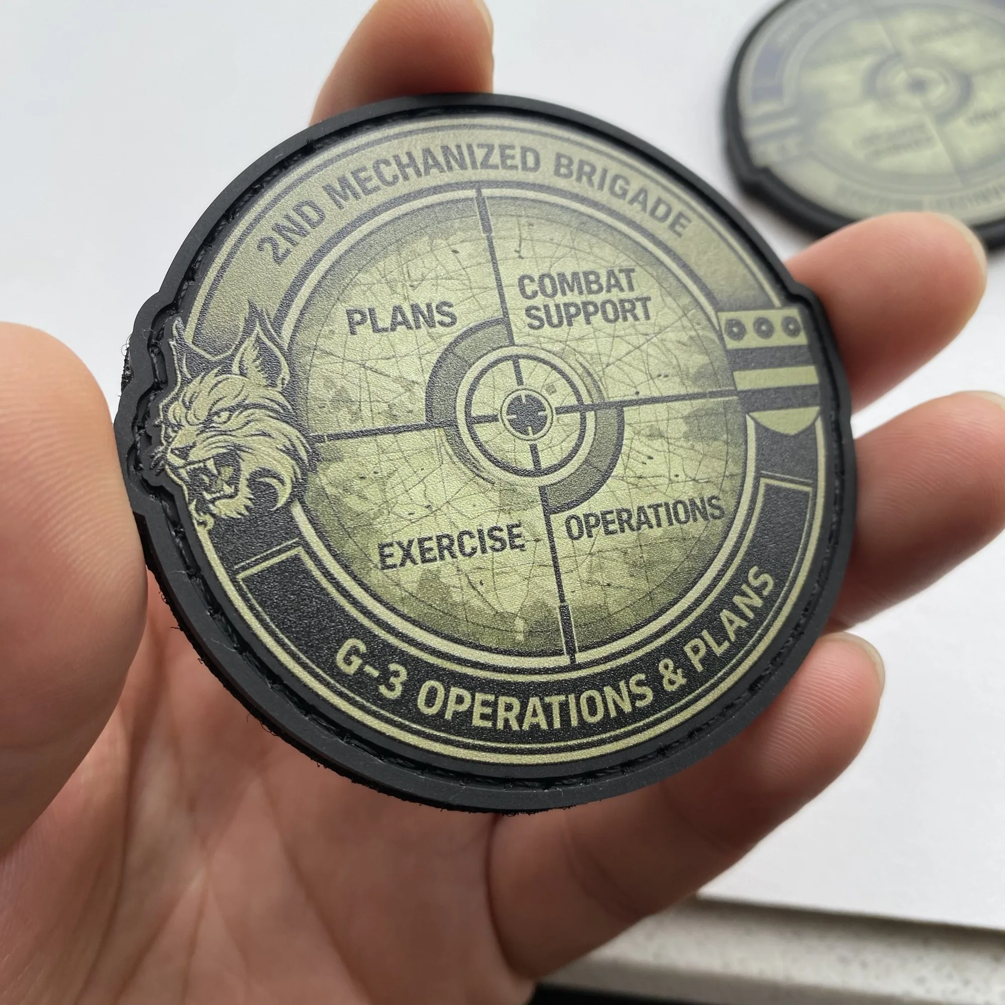 Parche bordado personalizado con velcro: termoadhesivo o coser - imagen 5