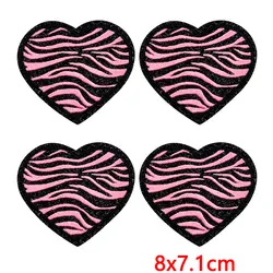 Parches termoadhesivos bordados animal print cebra leopardo corazón