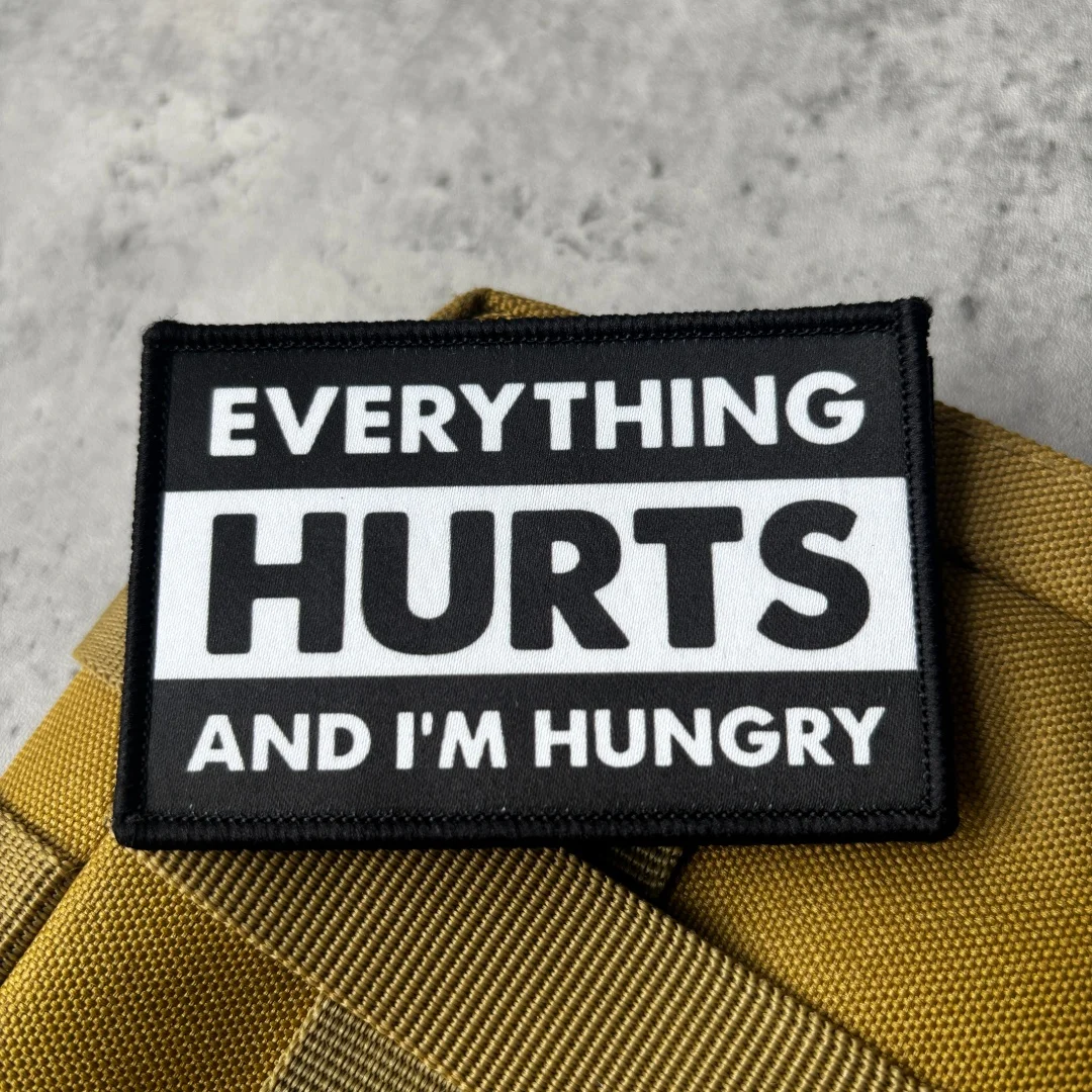 Parche táctico morale frase divertida Everything Hurts – velcro - imagen 2