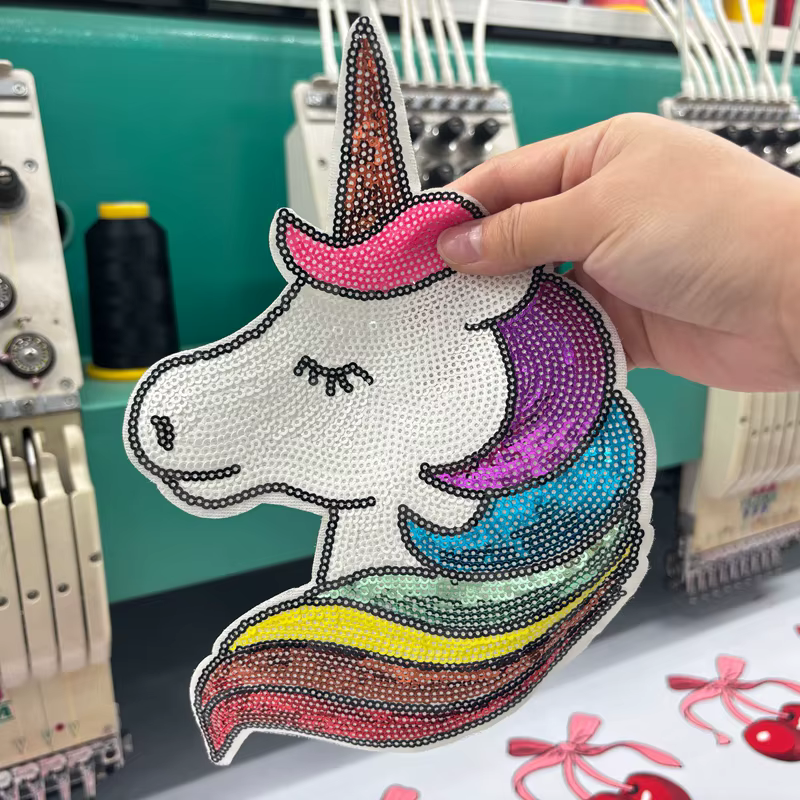 Parche táctico unicornio lentejuelas infantil para planchar chaqueta - imagen 4