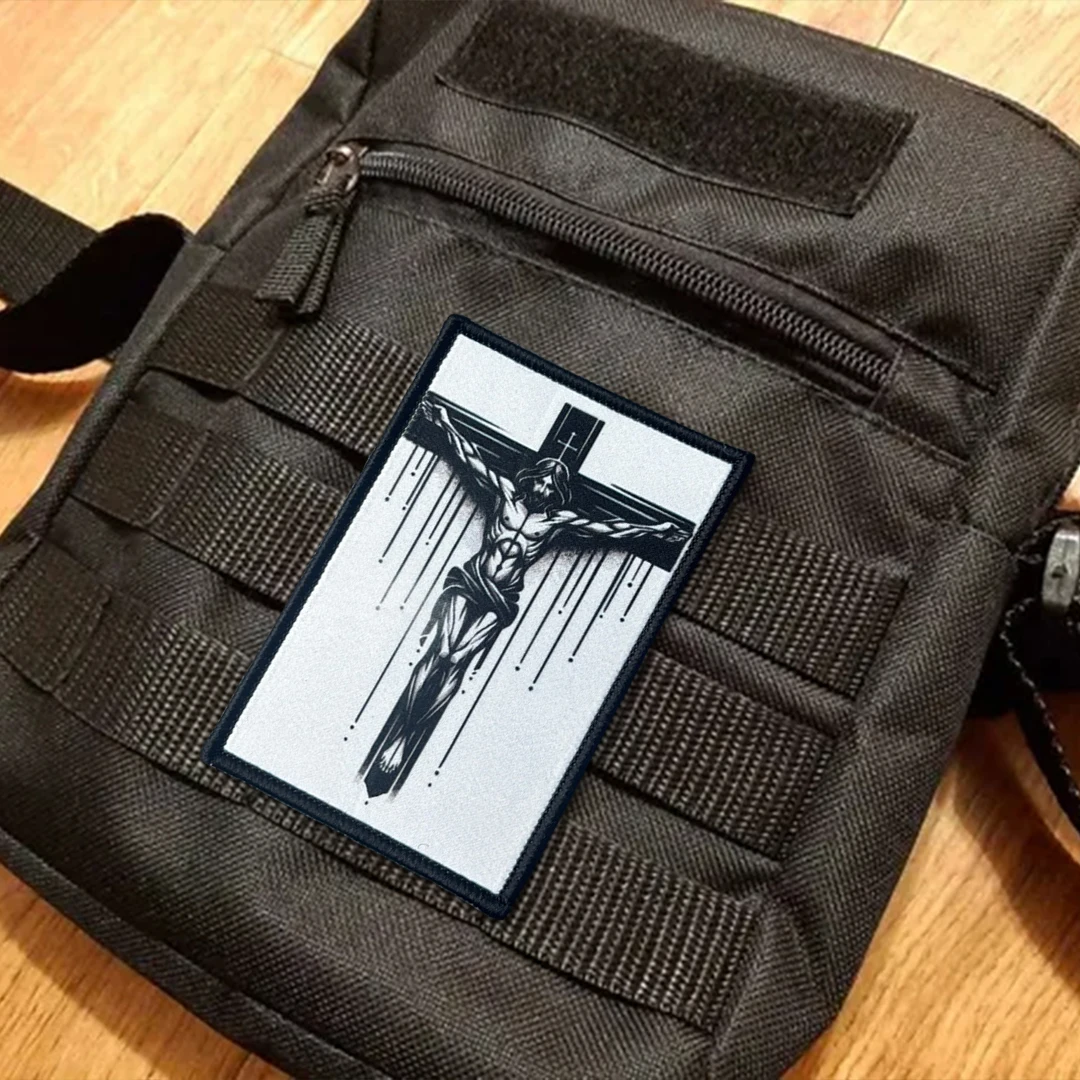 Parche táctico cruz cristiana con gancho y bucle para chaqueta - imagen 2