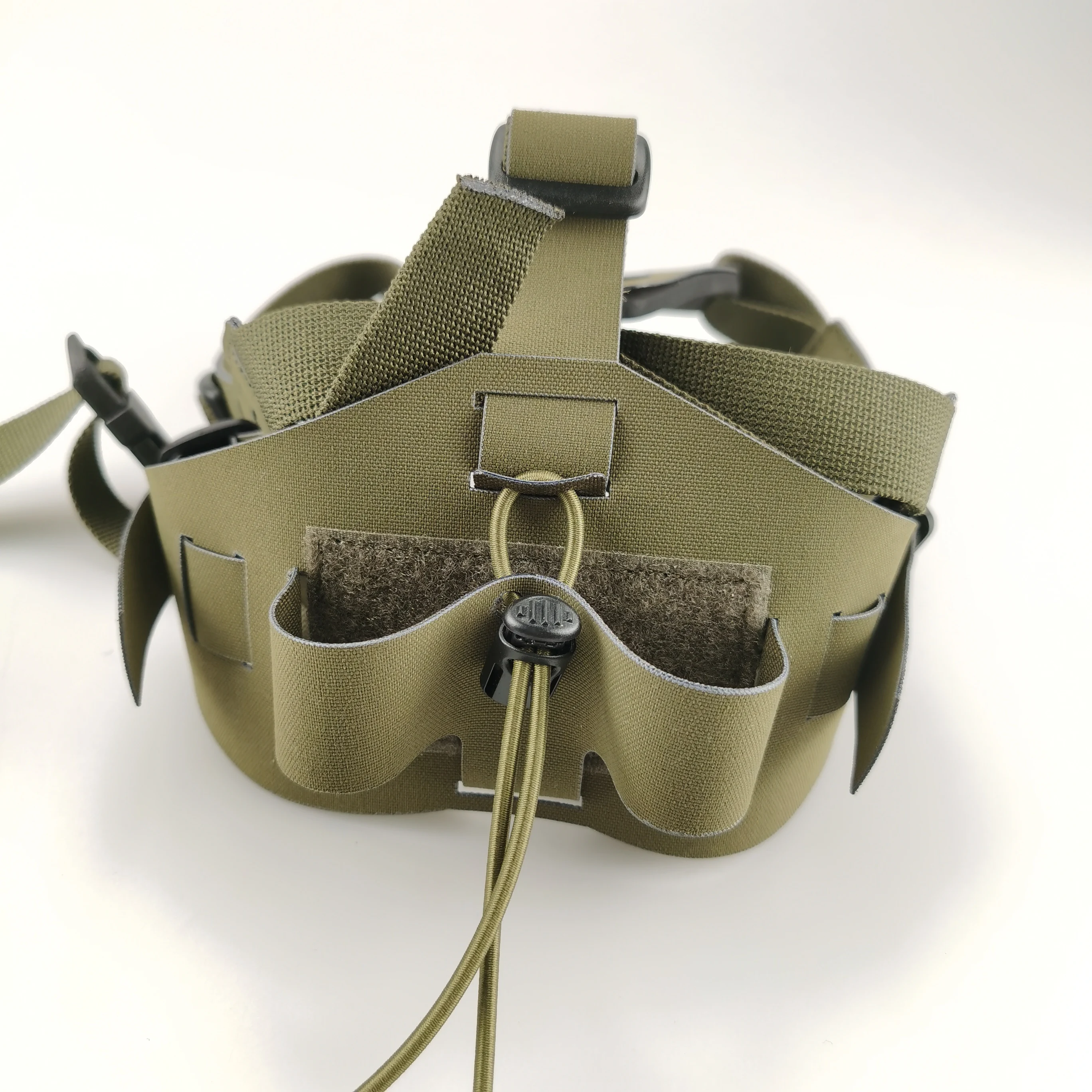 Hebilla y sistema de ajuste con correas