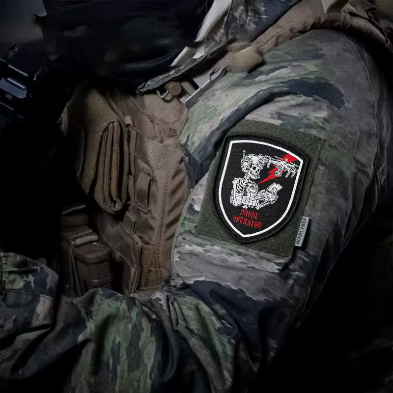 Parche militar gancho y bucle operador de drones esqueleto bordado - imagen 5