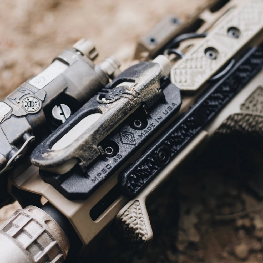 IRREGULARS soporte de montaje M-LOK PEQ para interruptor tipo cinta - imagen 5