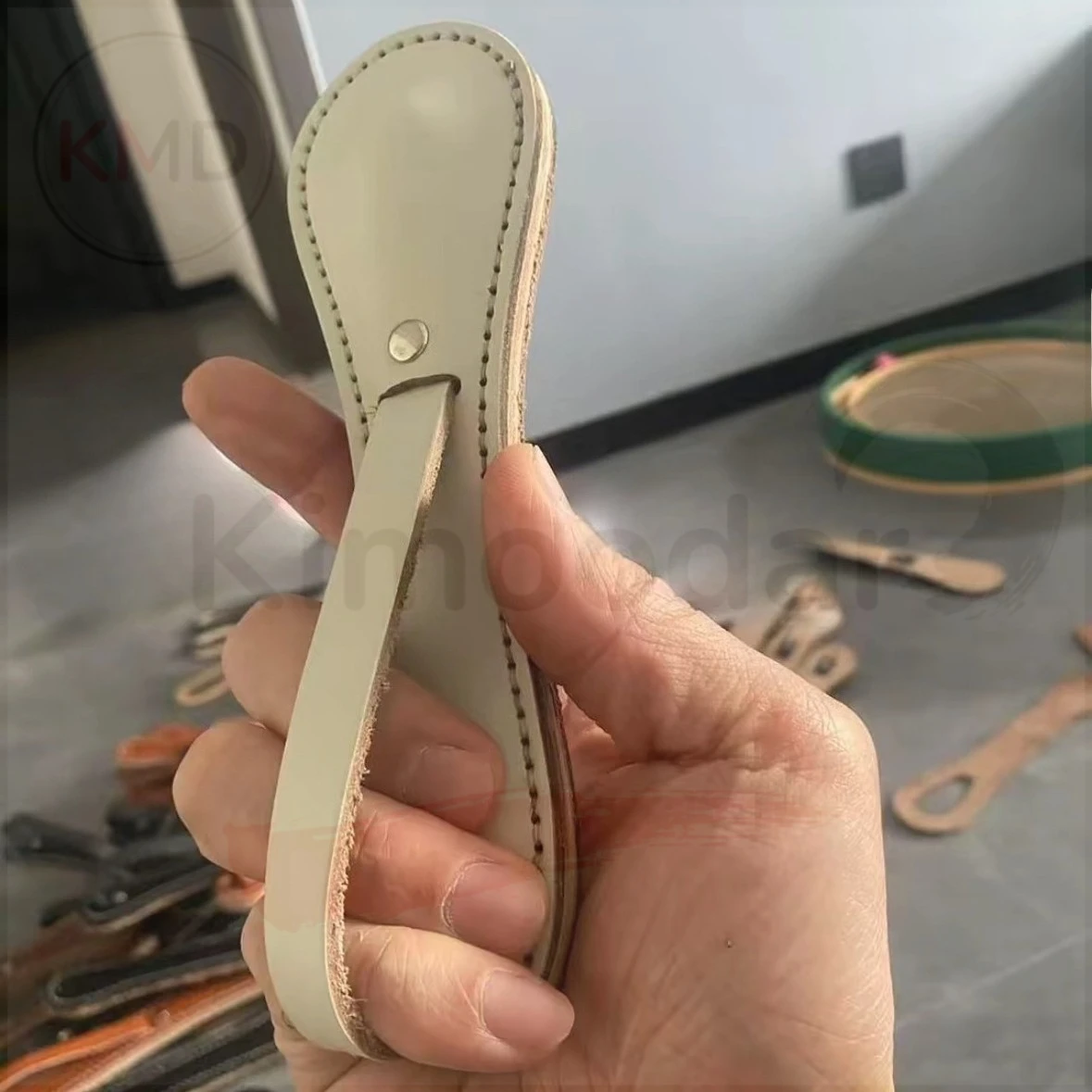 Clapper defensa cuero vacuno con bloque de plomo, cosido a mano - imagen 4