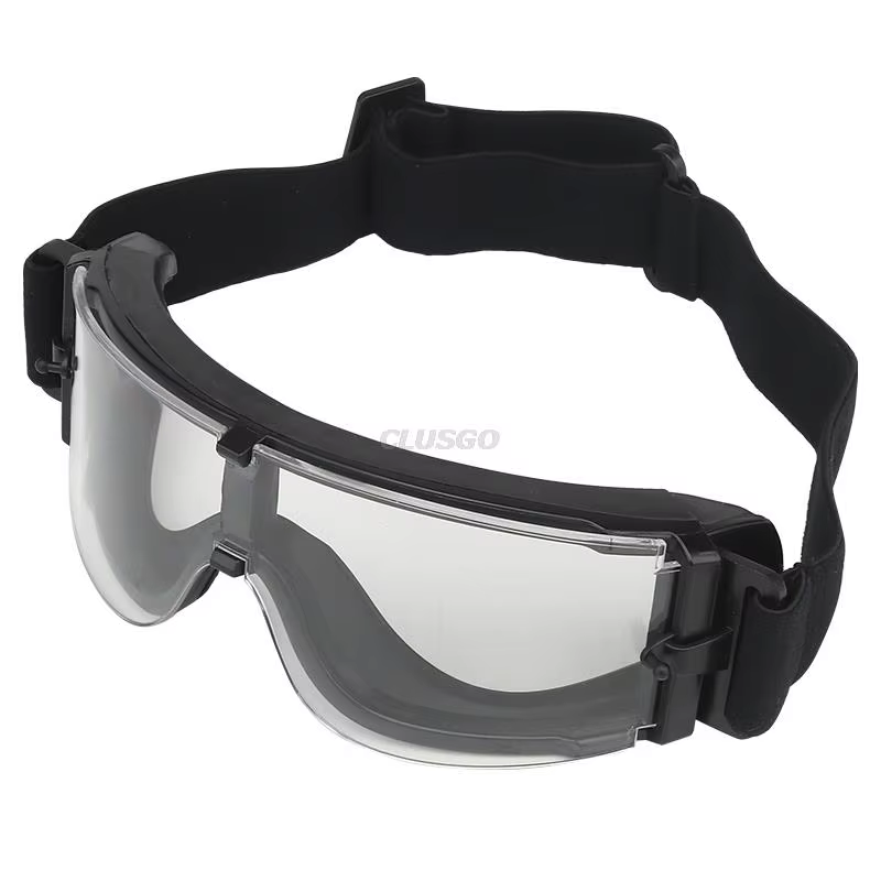 Gafas tácticas con diseño envolvente