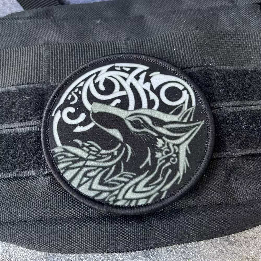 Parche táctico insignia de moral lobo velcro para ropa y mochila - imagen 5